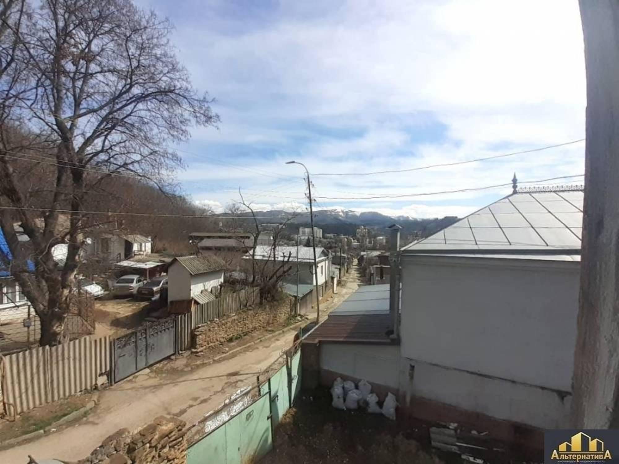 Купить дачу, дом, коттедж за 8 000 000 рублей на Суворова ул.