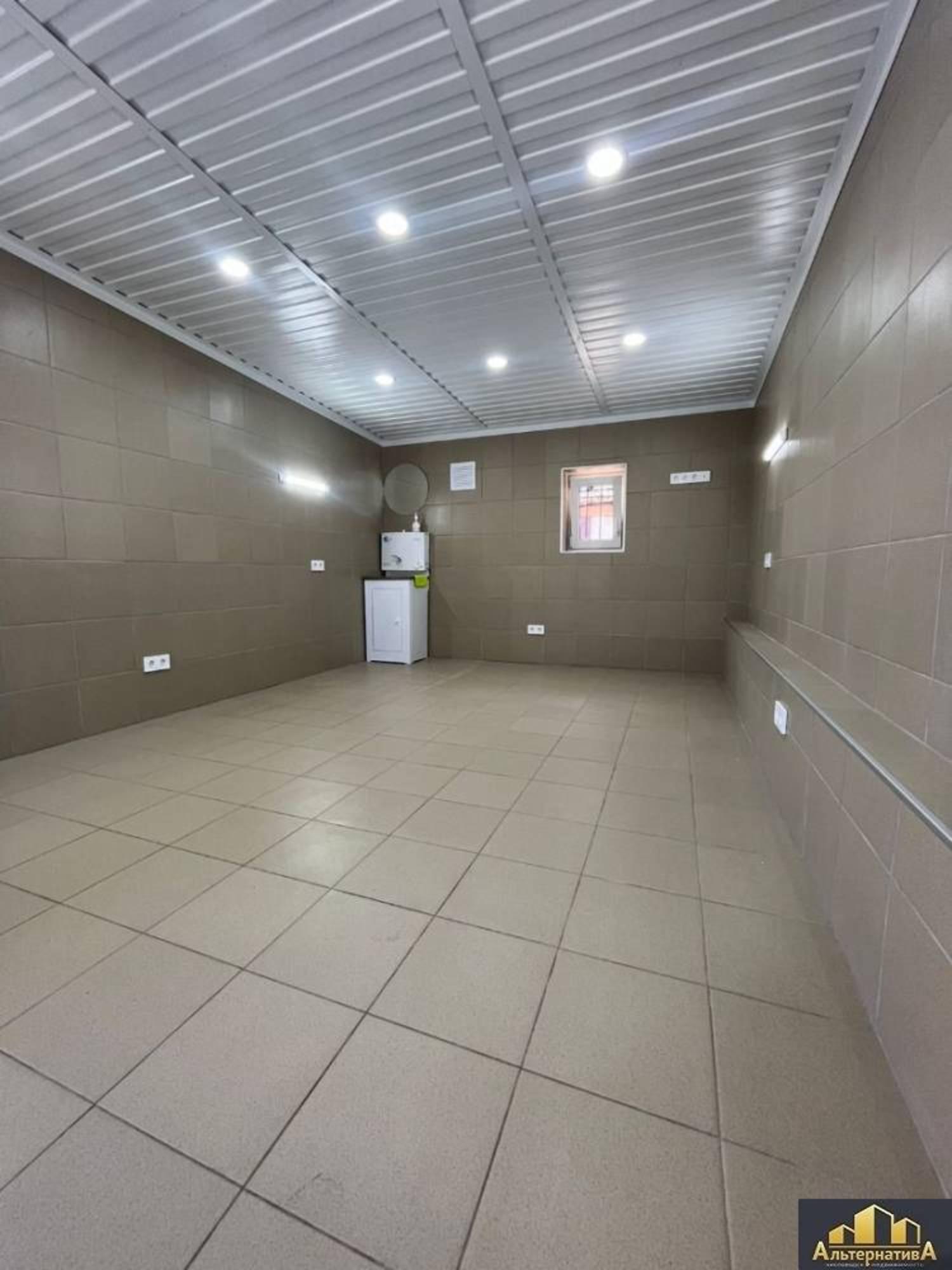 Купить гараж, место в паркинге за 1 750 000 рублей на г/к Кисловодск
