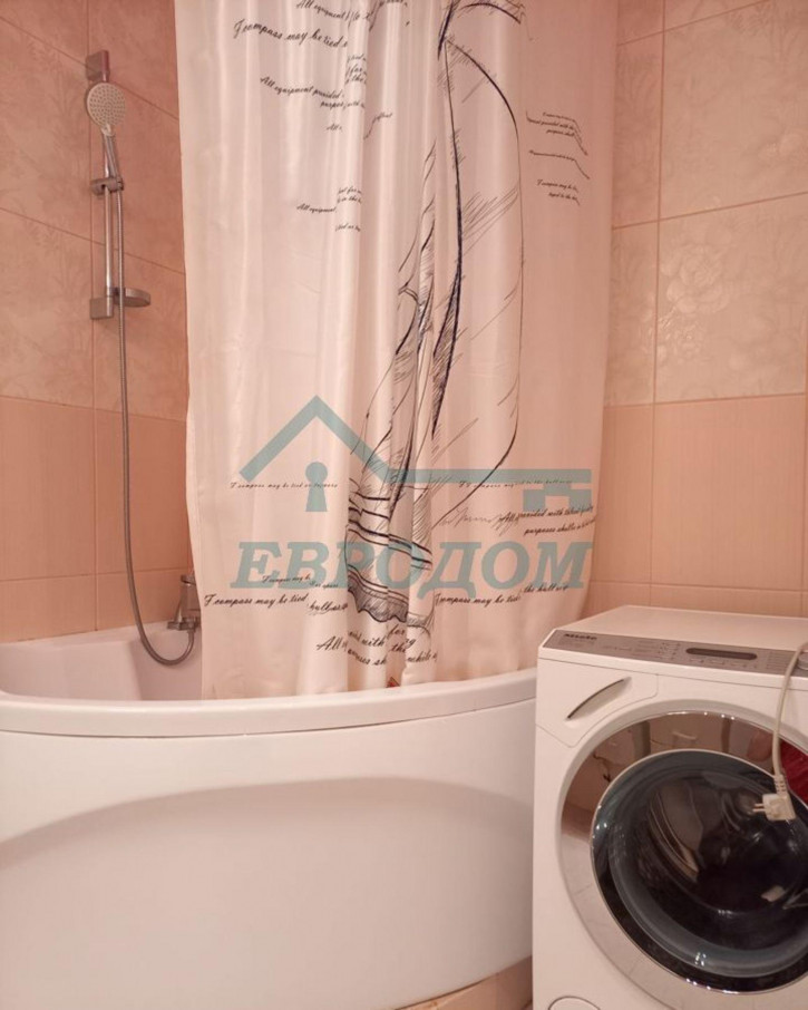3-комн квартира ул. Кузьмы Минина,9
