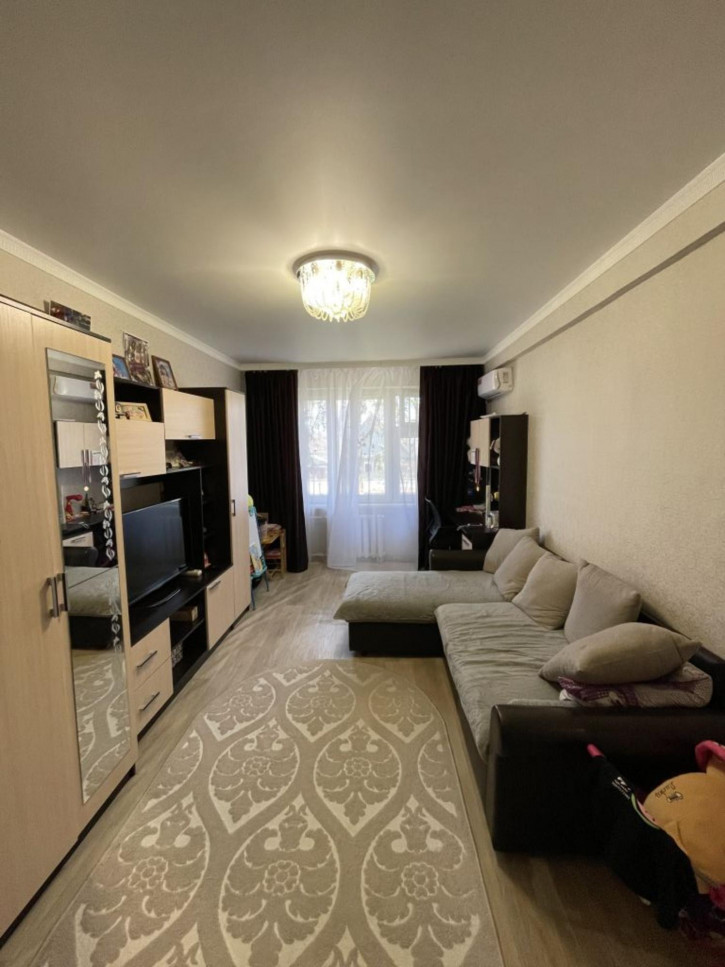 2-комн квартира Грибоедова ул, 36