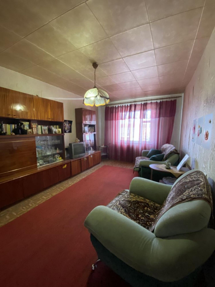 3-комн квартира Нежнова ул, 67к1