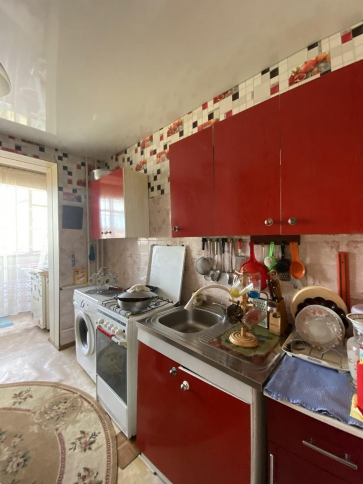 3-комн квартира Нежнова ул, 67к1