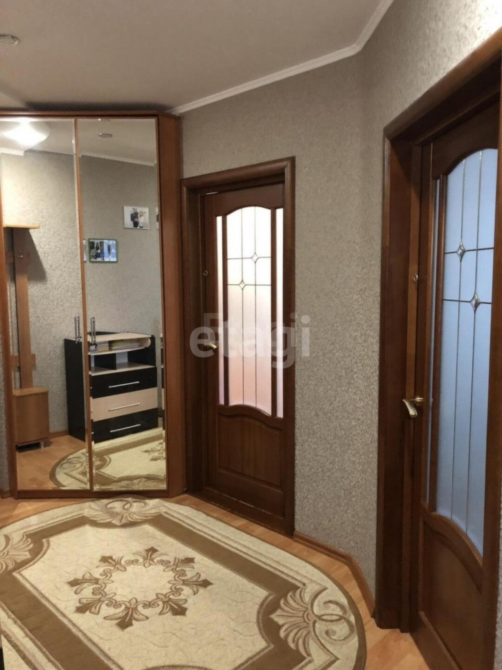 2-комн квартира Строителей, 13