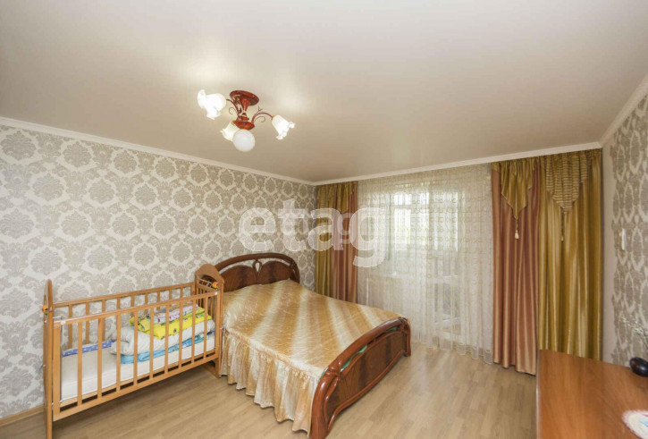 4-комн квартира Елизарова, 8