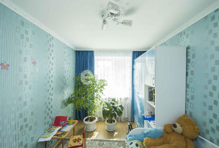 4-комн квартира Елизарова, 8