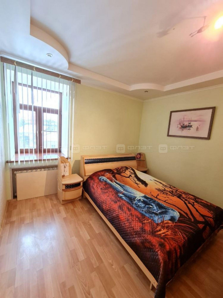 4-комн квартира ул. Заря, дом 7а