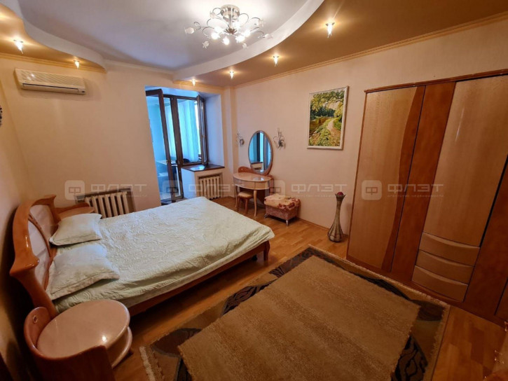 4-комн квартира ул. Заря, дом 7а