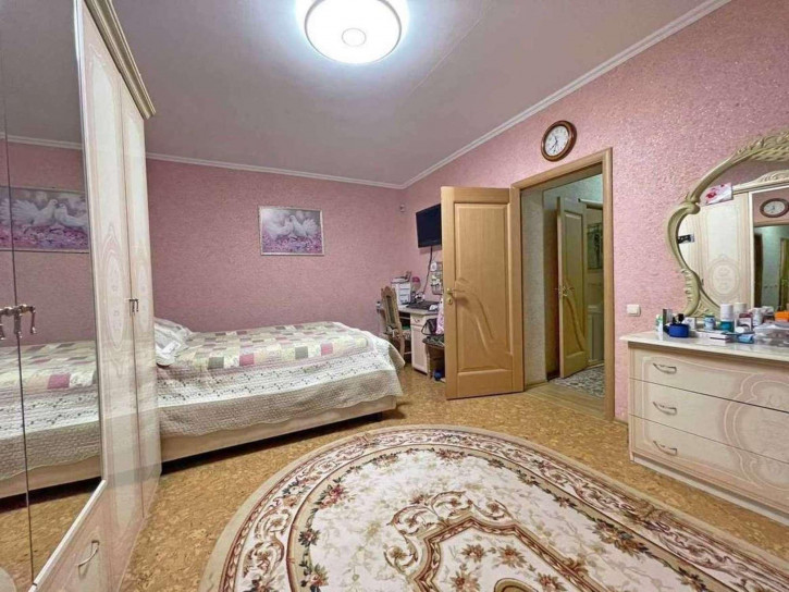 3-комн квартира Юности бульвар, 23