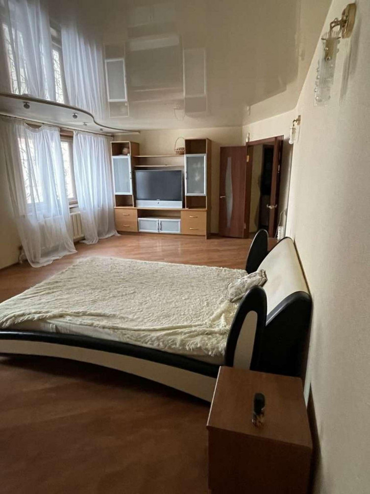 3-комн квартира Ташкентская улица, 246