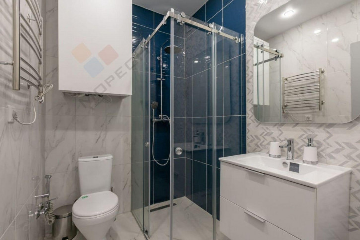 4-комн квартира Карлсруэвская ул, 2