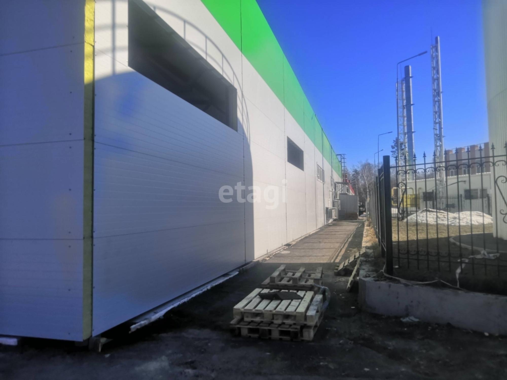 Сдать торговое помещение за 375 000 рублей на Бурлаки 2а/2