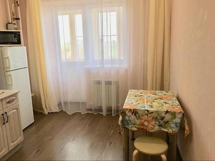 1-комн квартира улица Ленина, 180к1