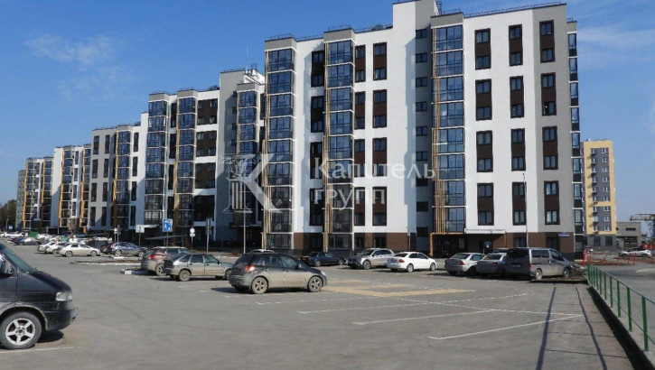 2-комн квартира улица Парада Победы, 17
