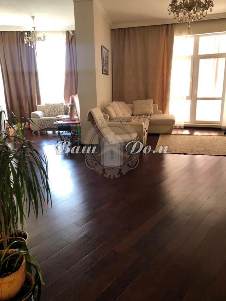 3-комн квартира ул. Красногвардейская, 38а