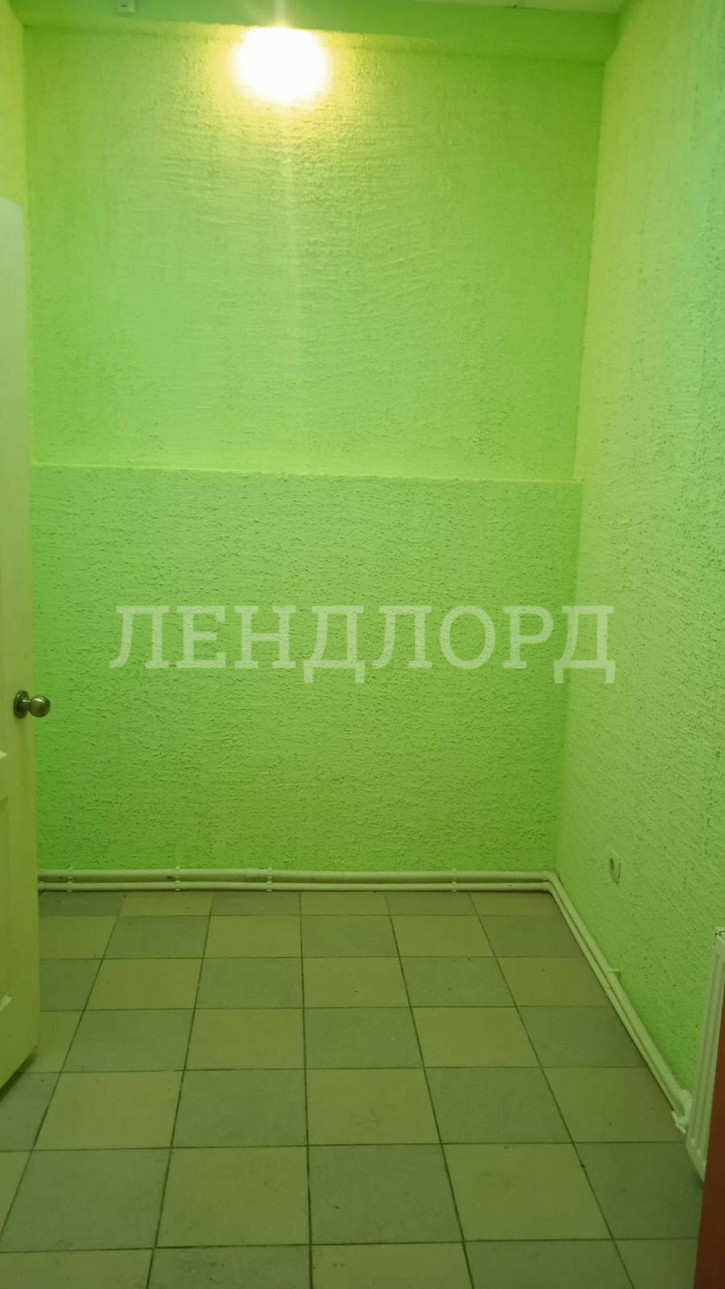 Торговое помещение улица Думенко