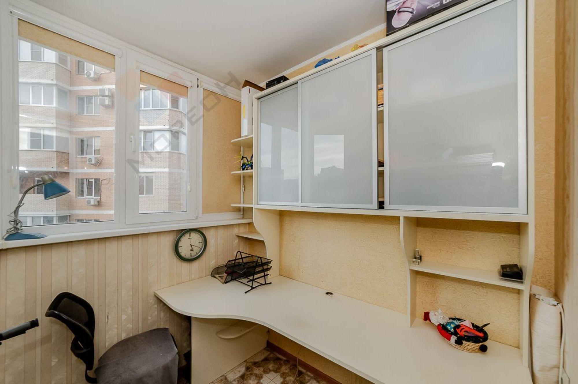 Купить квартиру за 12 800 000 рублей на им. Думенко ул, 21