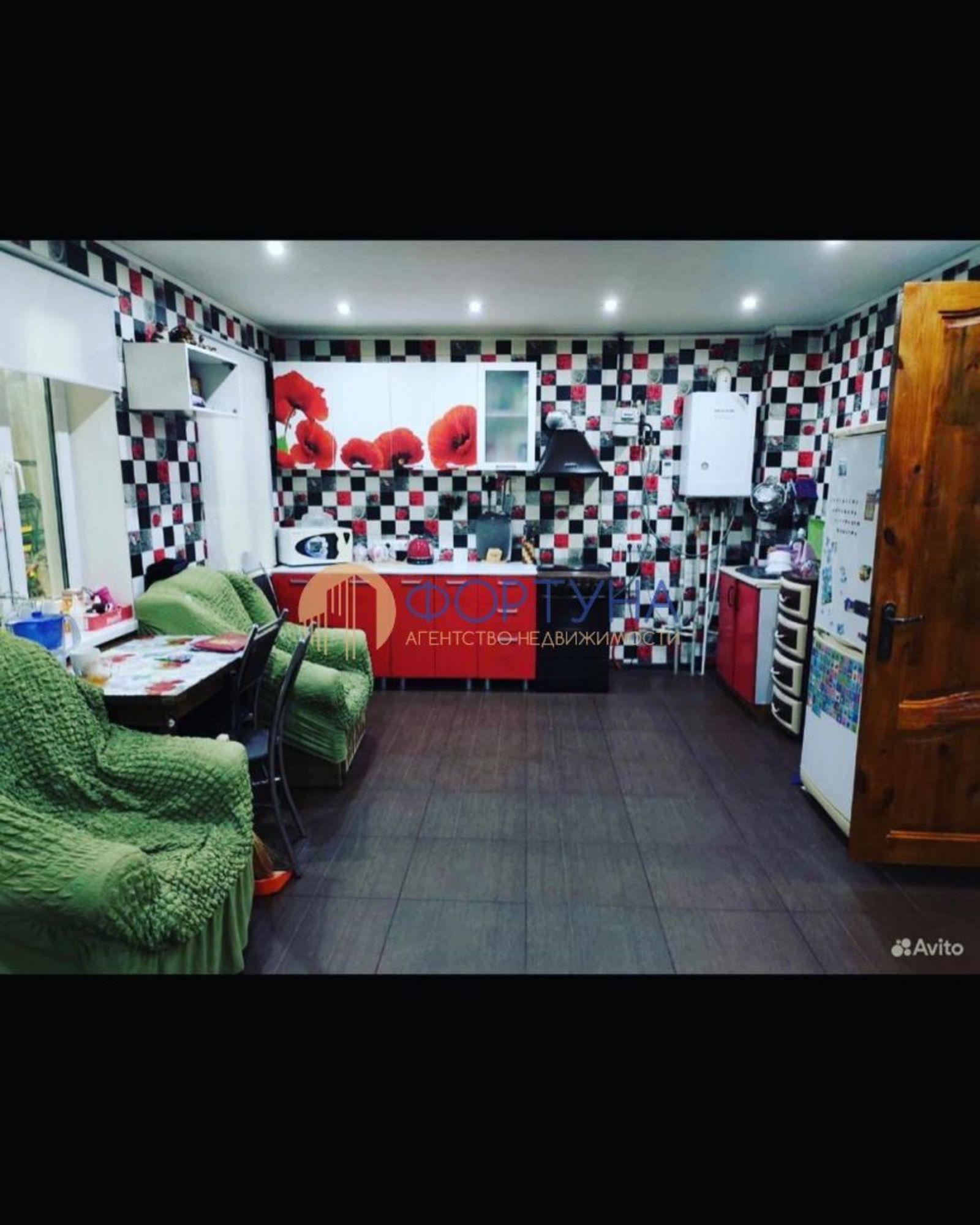 Купить дачу, дом, коттедж за 3 050 000 рублей на Славы ул