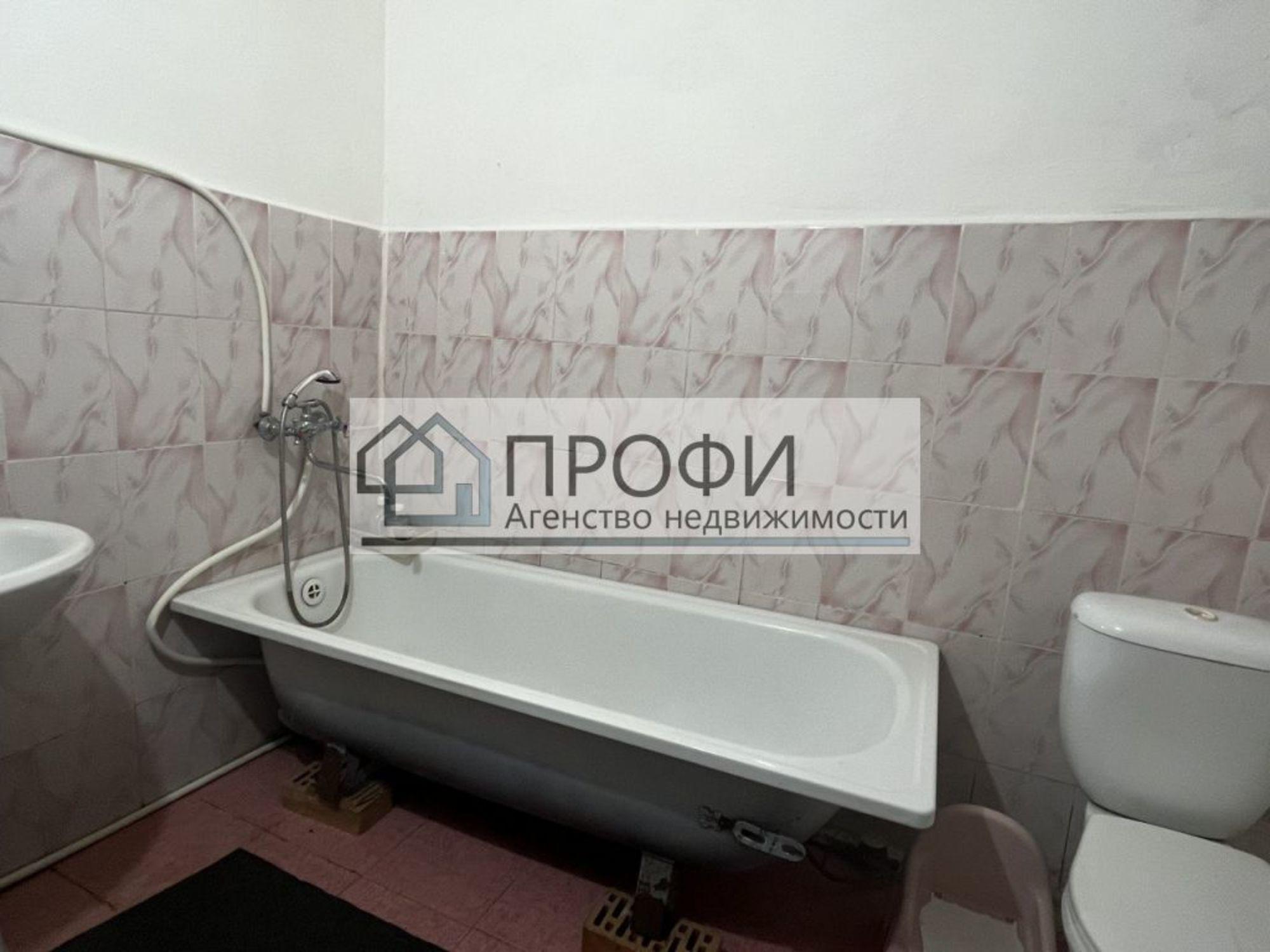 Купить дачу, дом, коттедж за 3 700 000 рублей на Зеленая ул