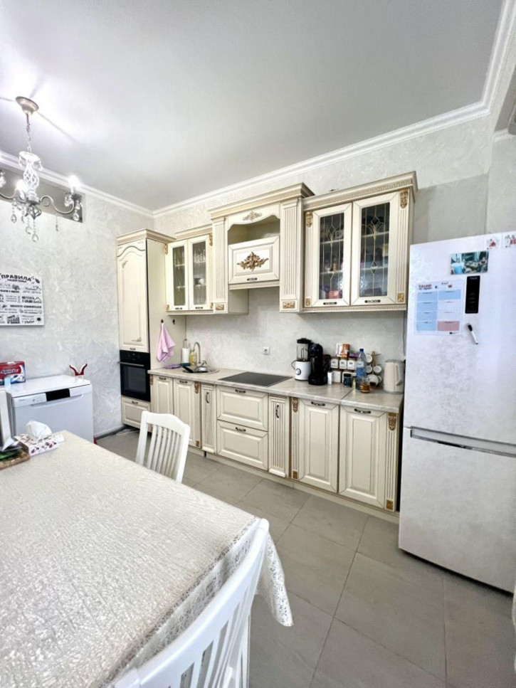 3-комн квартира Октябрьская ул, 337/3