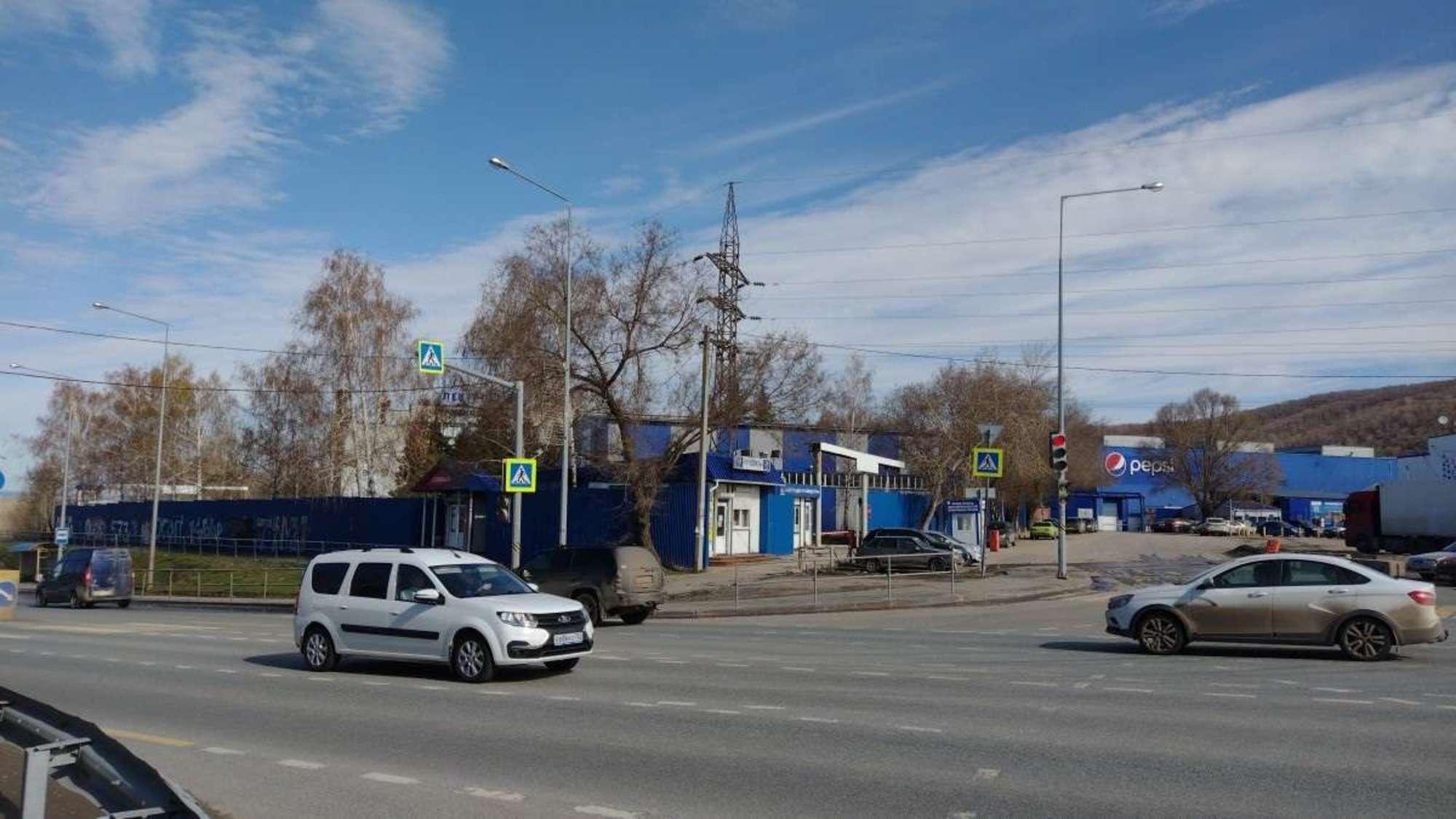 Купить торговое помещение за 3 000 000 рублей на Южный 2-й проезд, 3Б