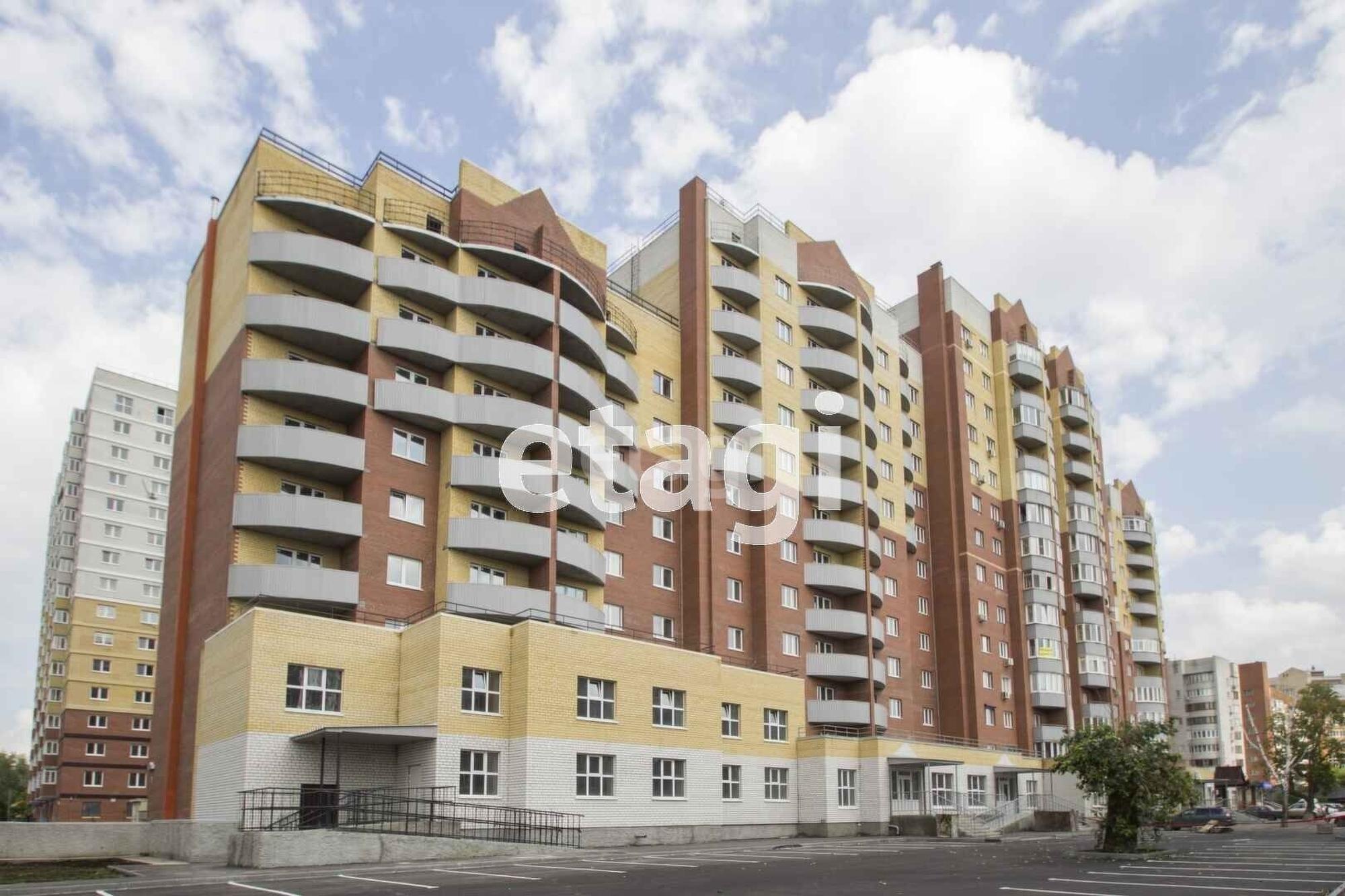 Купить гараж, место в паркинге за 850 000 рублей на Максима Горького 83