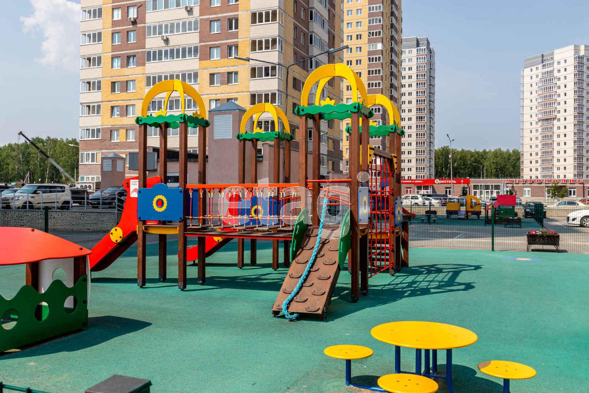 Купить студию за 3 850 000 рублей на Мельникайте, 2/11
