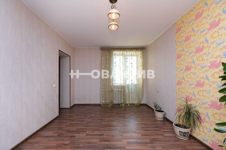 2-комн квартира улица Гурьевская, 78