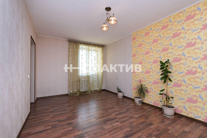 2-комн квартира улица Гурьевская, 78