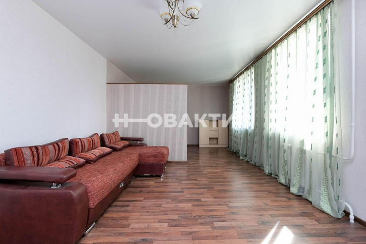 2-комн квартира улица Гурьевская, 78