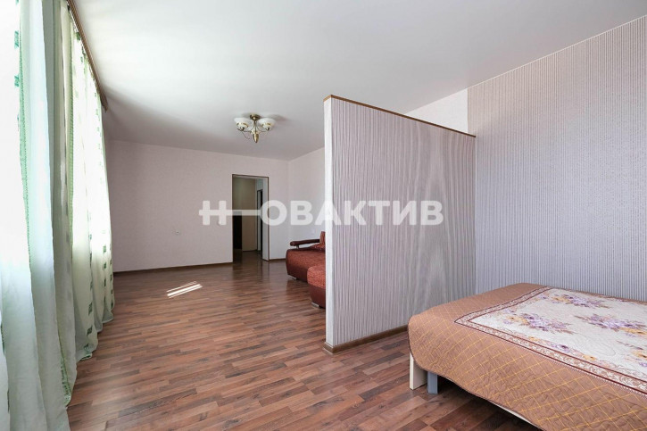 2-комн квартира улица Гурьевская, 78