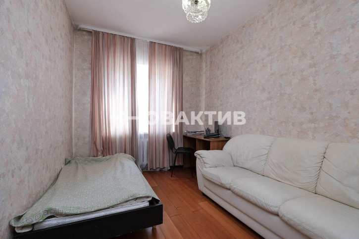 6-комн квартира улица Фрунзе, 63