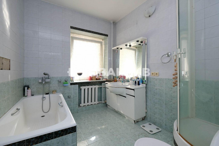 6-комн квартира улица Фрунзе, 63