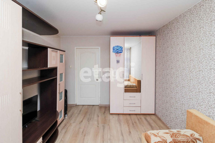 3-комн квартира Профсоюзная, 30