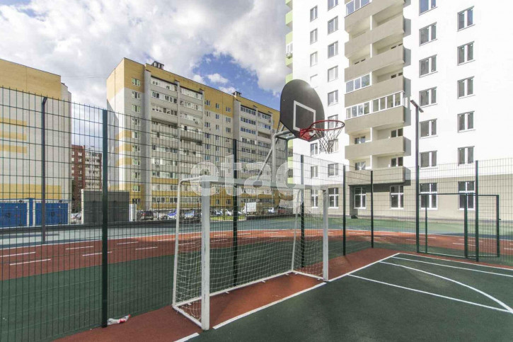 1-комн квартира Велижанская, 70/1