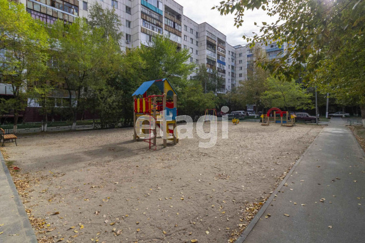3-комн квартира Олимпийская, 36