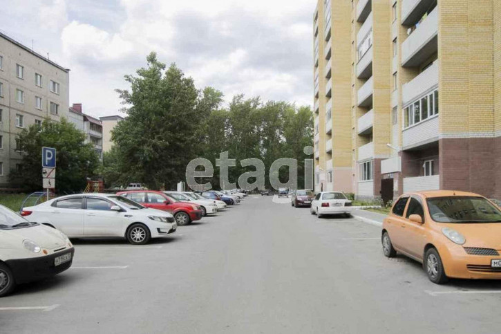 2-комн квартира Судостроителей, 71