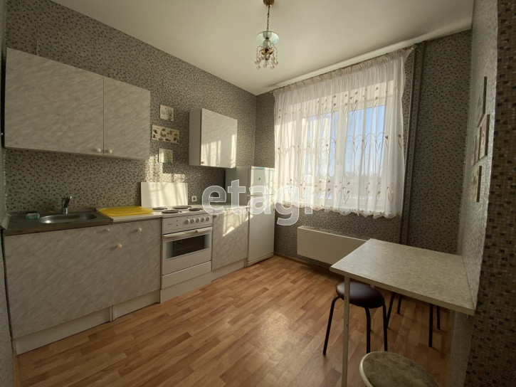 1-комн квартира Магаданская, 13