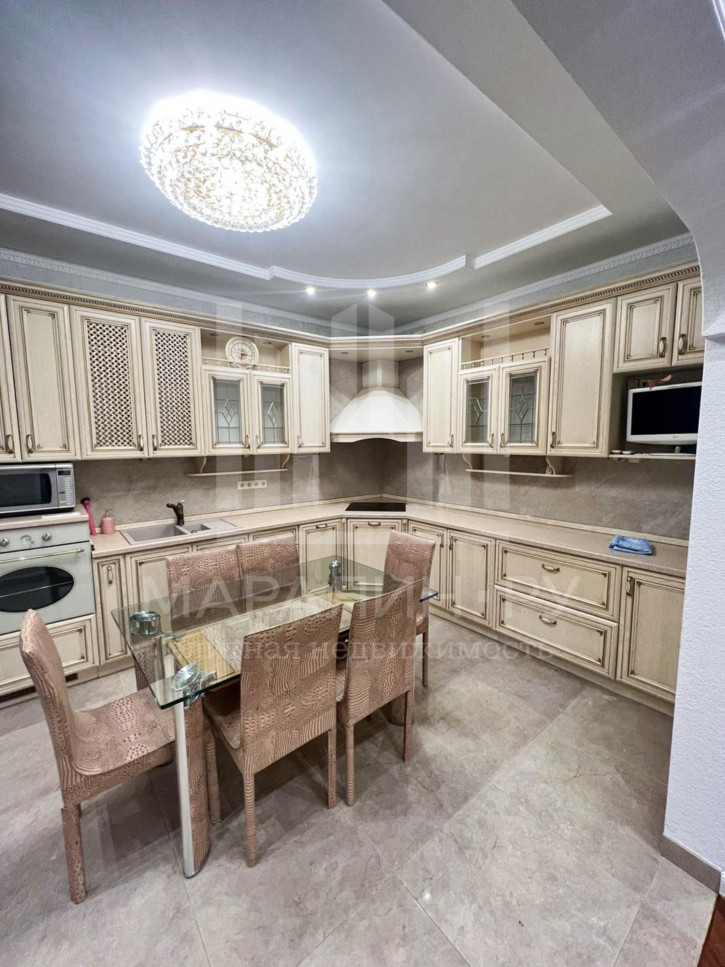 3-комн квартира Кировский, 48