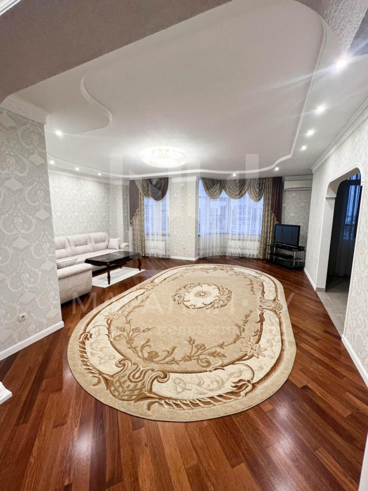 3-комн квартира Кировский, 48