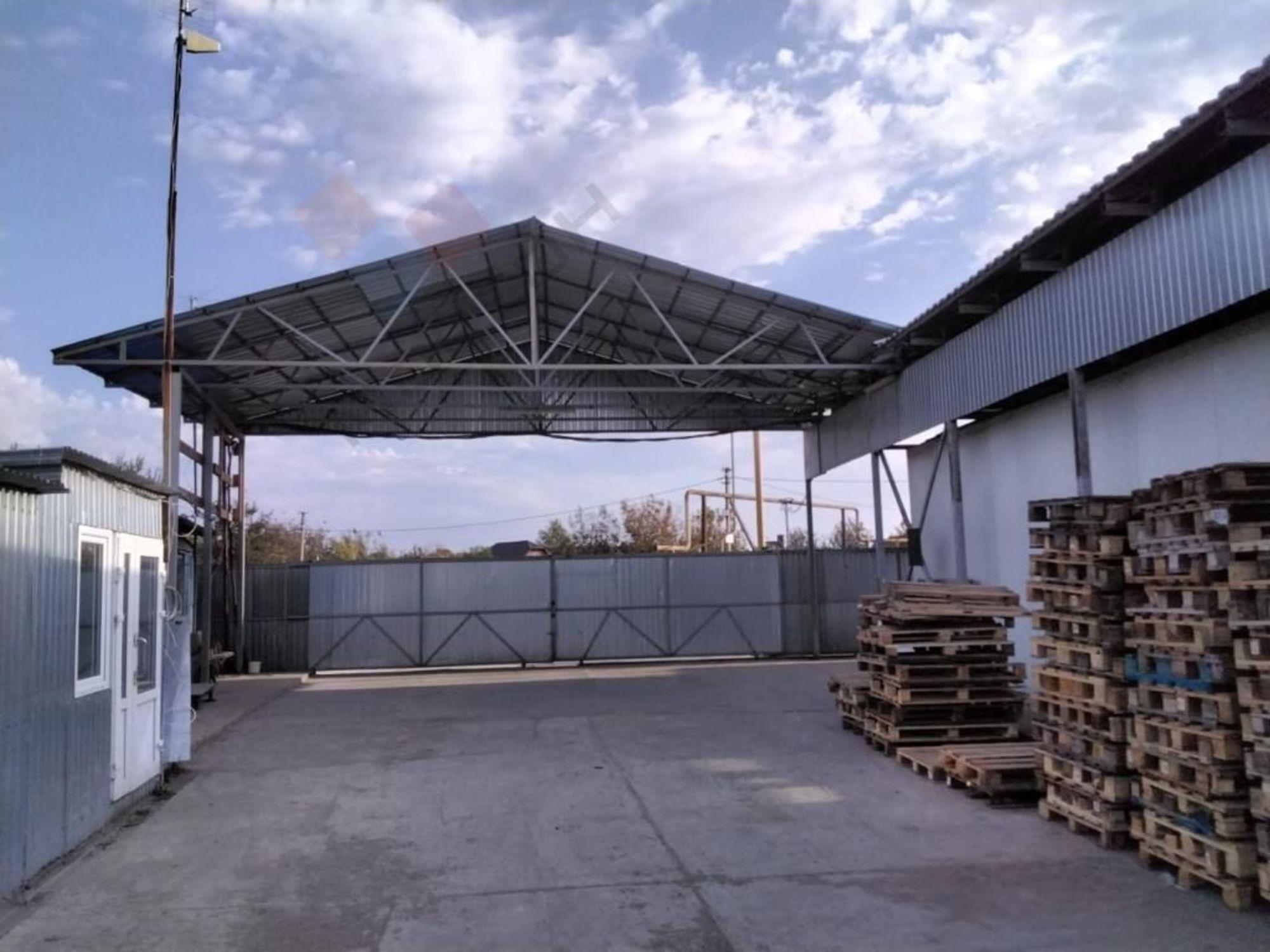 Сдать складское помещение за 225 000 рублей на Бригадная ул (Старокорсунская ст-ца), 46