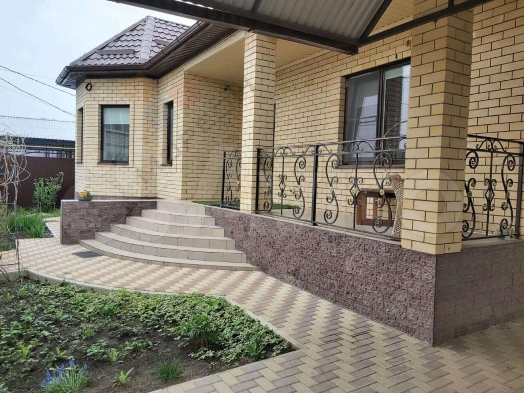 Купить дачу, дом, коттедж за 17 000 000 рублей на Черноморская ул, 64