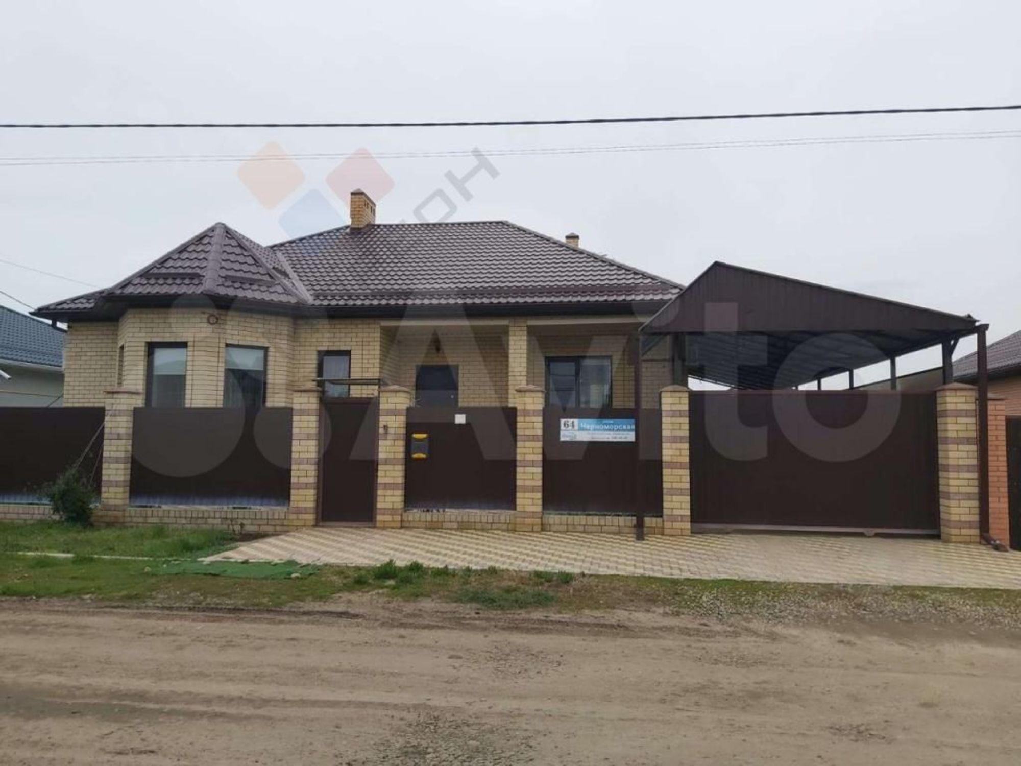 Купить дачу, дом, коттедж за 17 000 000 рублей на Черноморская ул, 64
