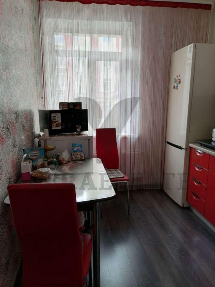 2-комн квартира ул. Большая,650