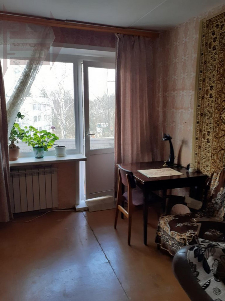 4-комн квартира Горького ул, 138