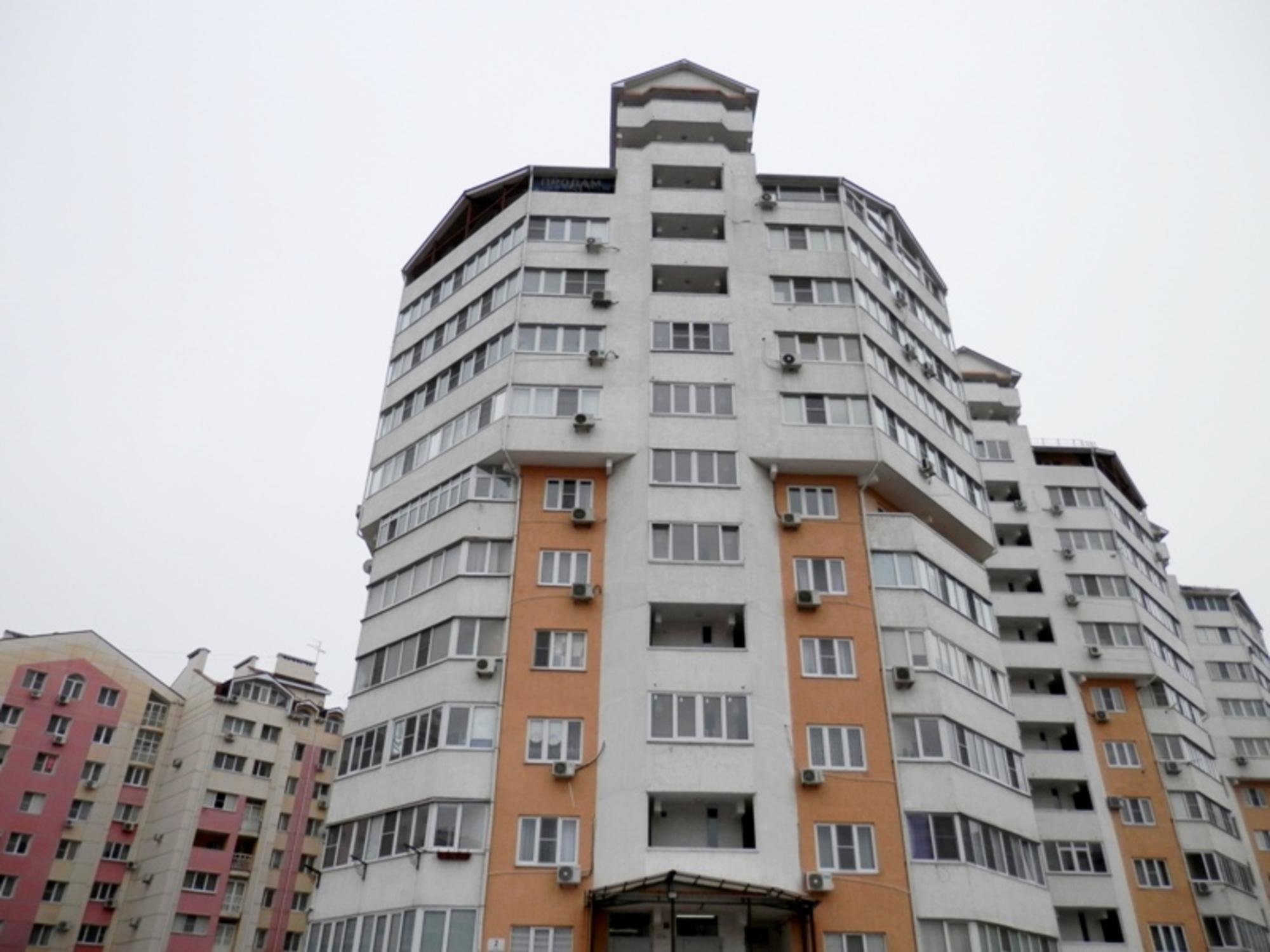 Купить квартиру за 25 000 000 рублей на ул. Промышленная, 12