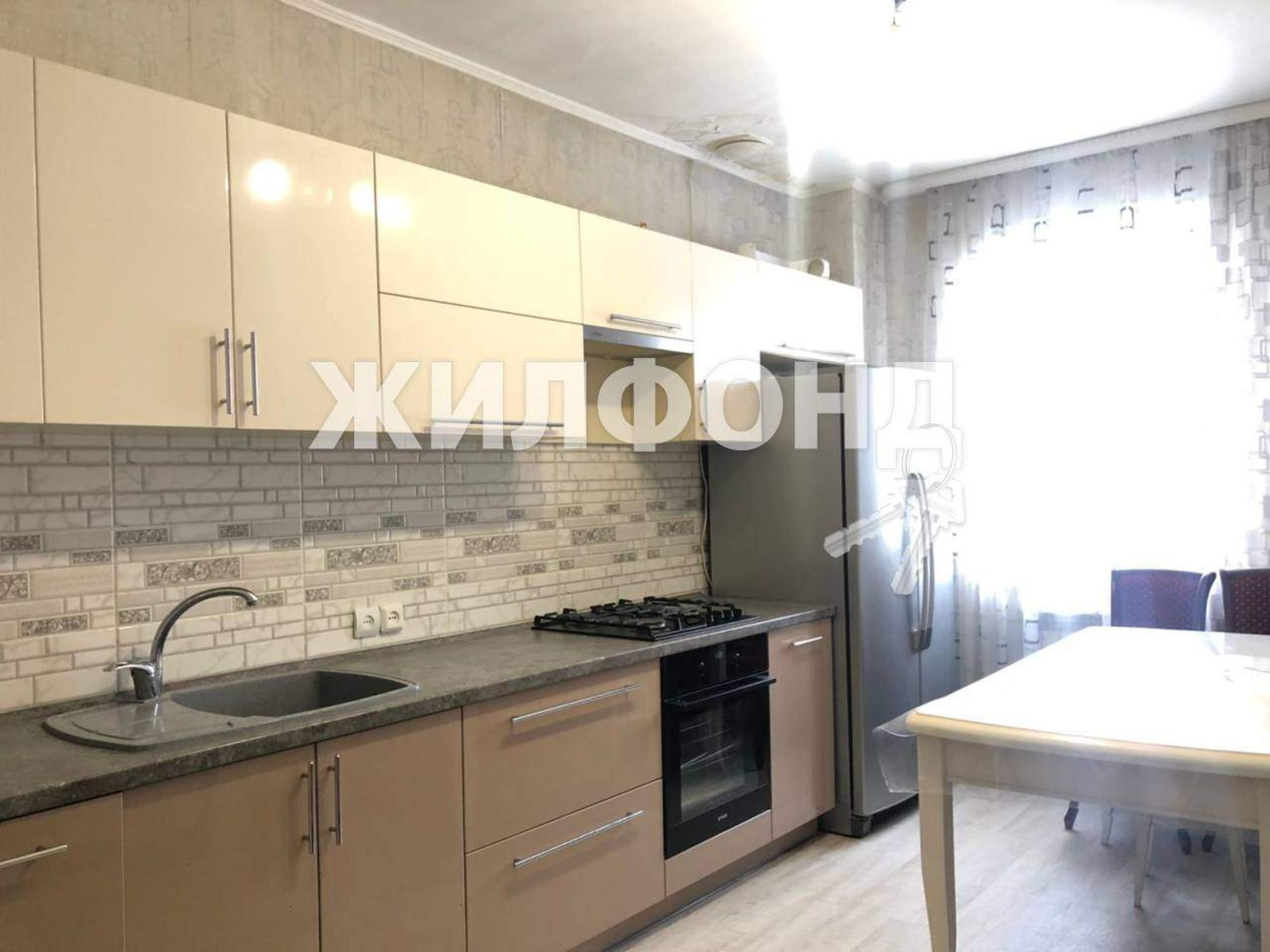Купить дачу, дом, коттедж за 14 300 000 рублей на Коминтерна улица