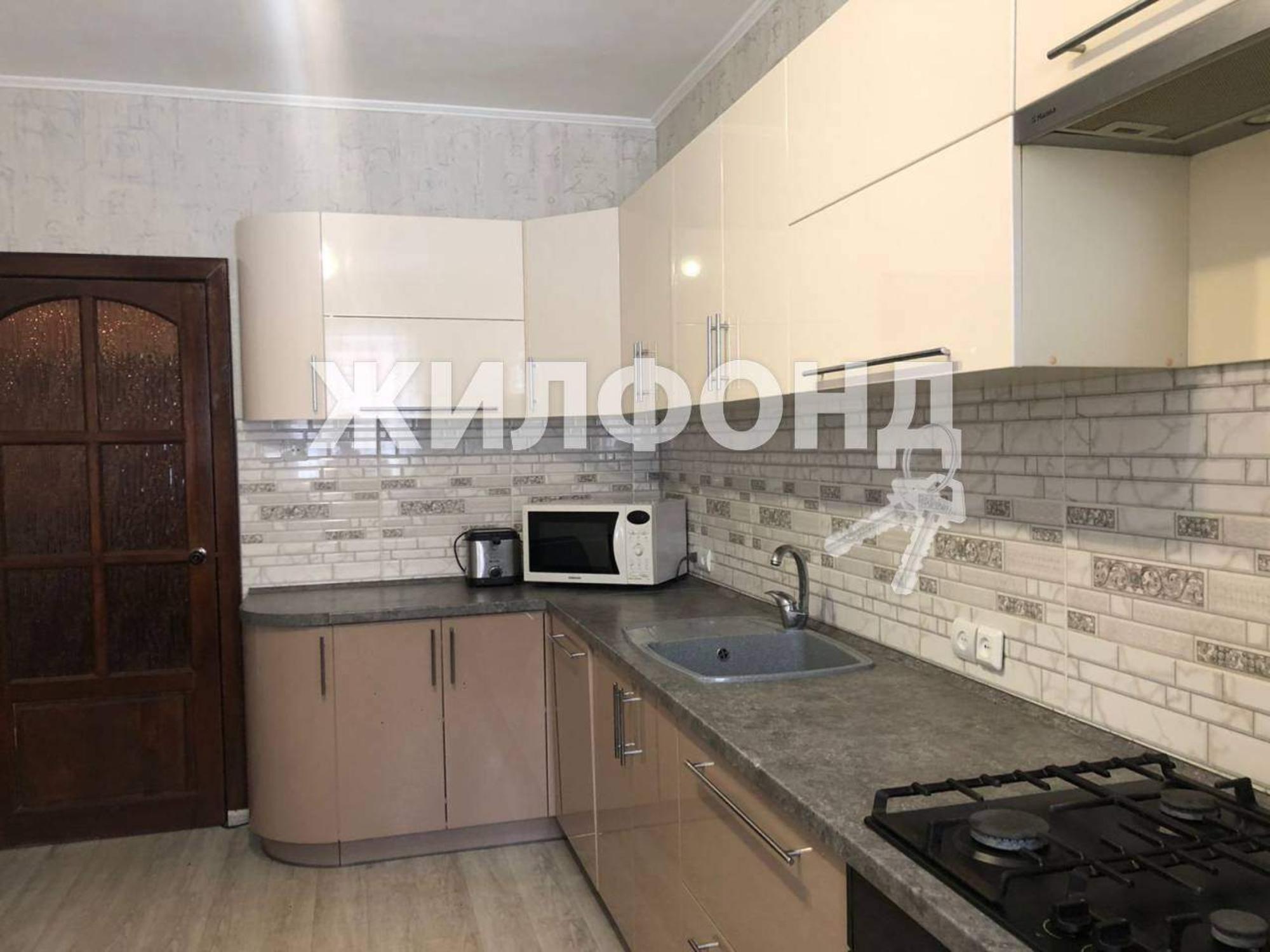 Купить дачу, дом, коттедж за 14 300 000 рублей на Коминтерна улица