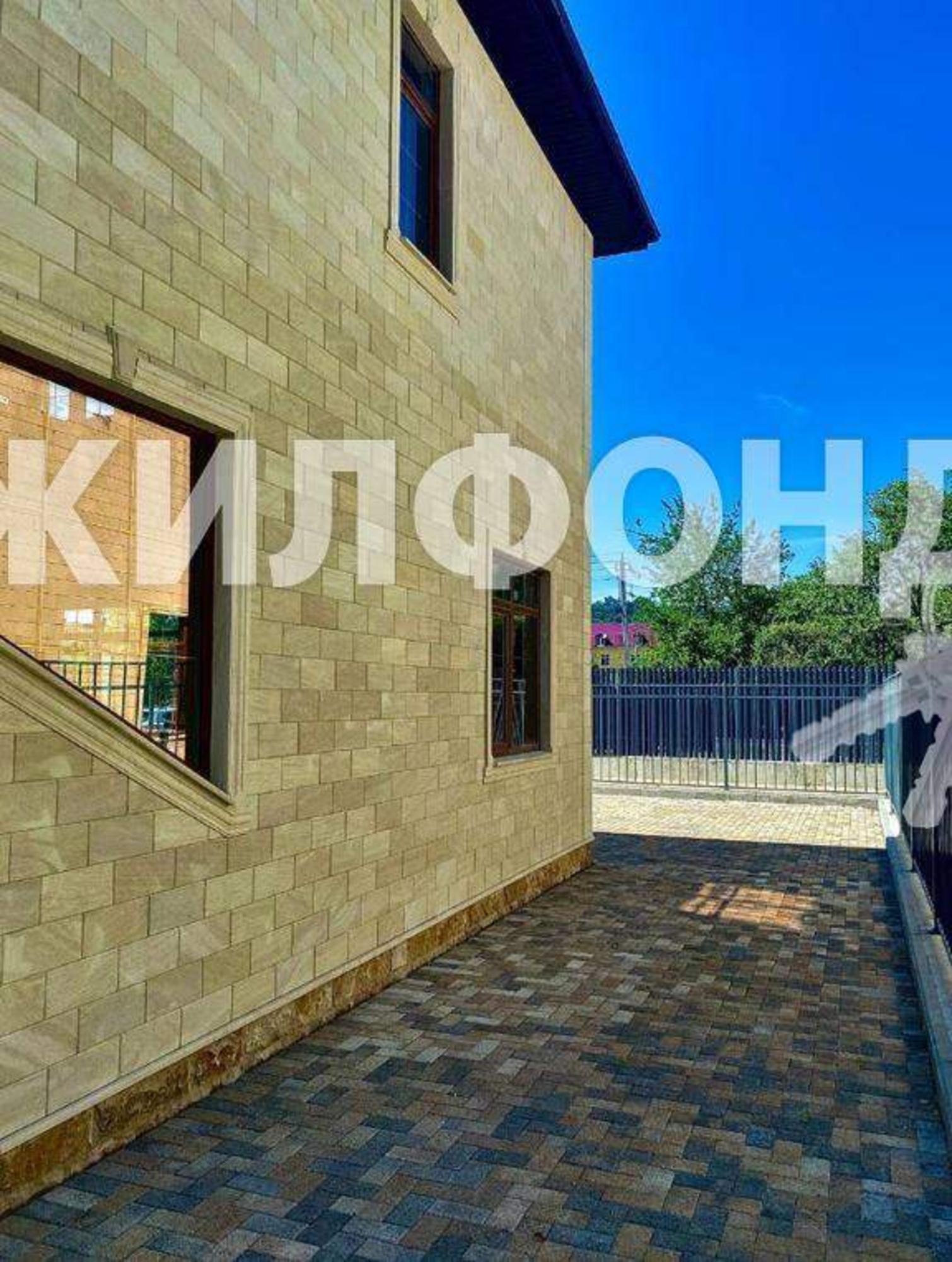 Купить дачу, дом, коттедж за 21 000 000 рублей на Терновая улица