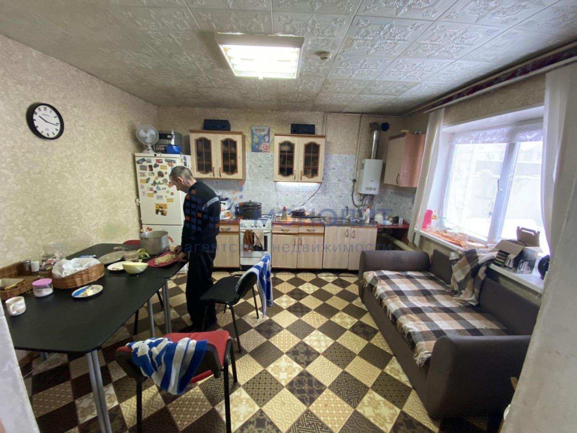 Купить дачу, дом, коттедж за 11 300 000 рублей на Новые Пески ул, 90а