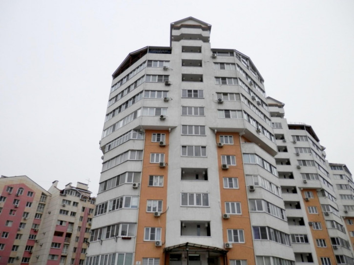 4-комн квартира ул. Промышленная, 12